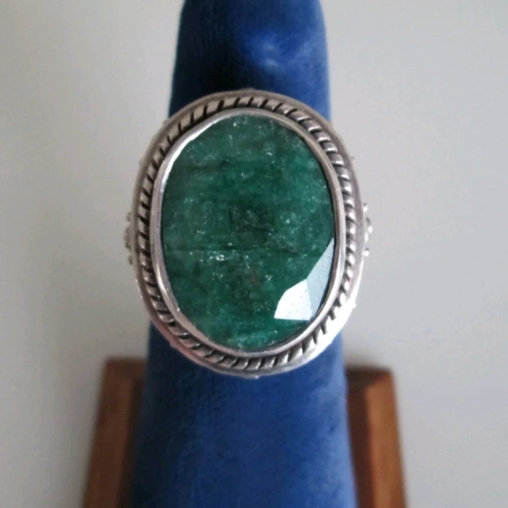 Emerald Oval Cut Sterling Silver Ring